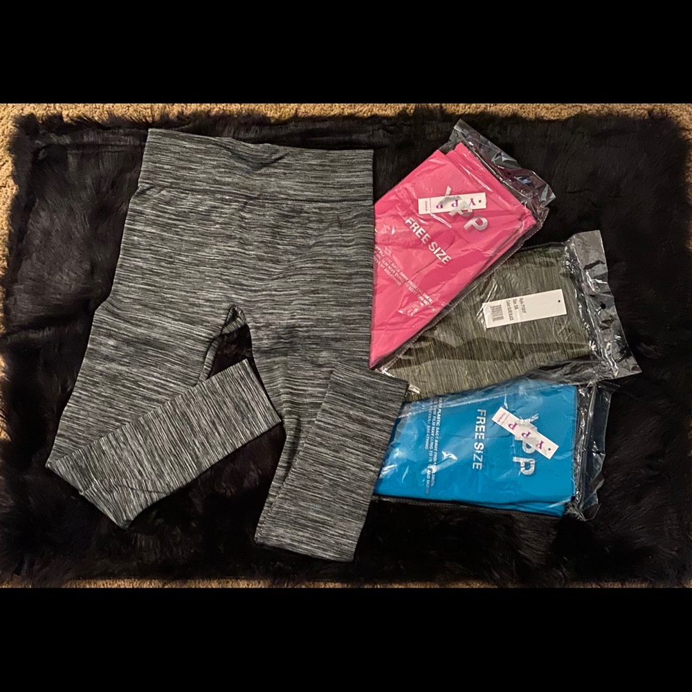 NEW Leggings! One Size AKA Small/Medium Size